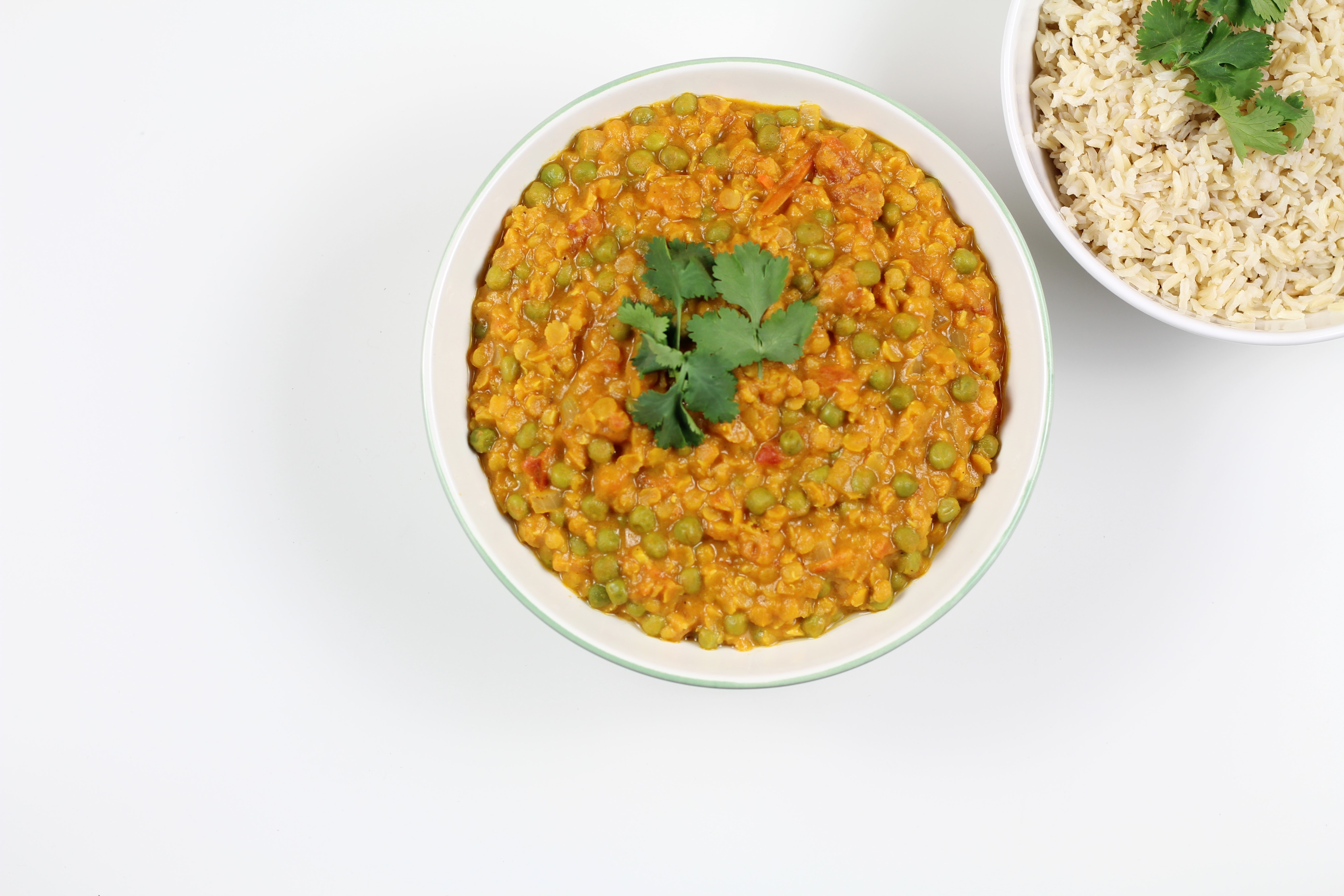 Veganes Curry mit Erbsen und Linsen - SomeGreenLife